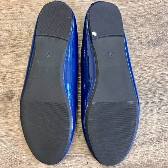 NEW! FEVERSOLE Soft Cushioned Comfort Flats - Picture 2 of 4